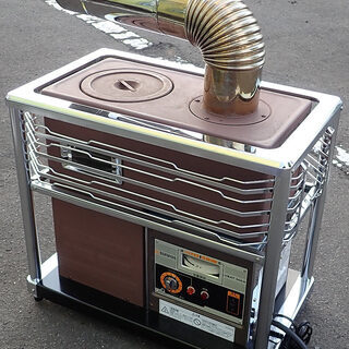SUNPOT サンポット 煙突式石油暖房機 中央設置型ストーブ KSH SUNPOT サンポット 煙突式石油暖房機 中央設置型ストーブ KSH