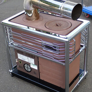 サンポット 煙突ストーブ 床暖房機能付き 2010年製 簡易整備済み