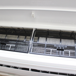 R009)【美品】Panasonic ルームエアコン CS-J228C-W 2018年製 エオリア 2.2kw 主に6畳用 パナソニック