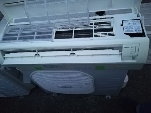 冷暖房 サンヨー中古エアコン 2.5kw  配達·取付工事込み