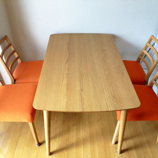 美品！大塚 ダイニングテーブル 4椅子