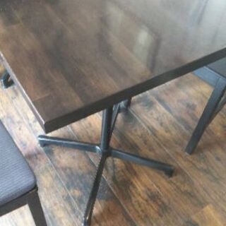 お店閉店の為、テーブル椅子セット
