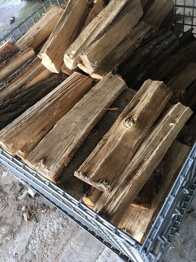 来シーズン用 広葉樹未乾燥薪 500kg 配達料込み