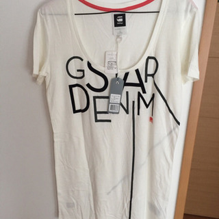 レディース Tシャツ  オフホワイトカラー(新品・ダグ付き)