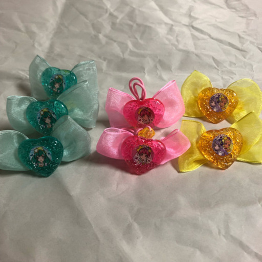 プリキュアのヘアゴムと髪留めセット Dos 春日居町のおもちゃ おしゃれ遊び の中古あげます 譲ります ジモティーで不用品の処分