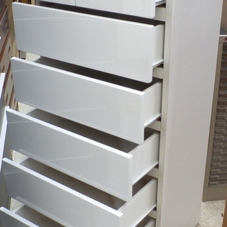 PayPay対応 チェスト 6段 白 タンス スリム 高さ130.5cm ホワイト 札幌