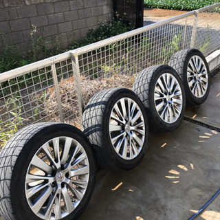 20アルファード純正18インチ