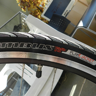 スペシャライズド  クロスバイク シラス M 27インチ 自転車 21段変速 レッド 鍵 等 オマケ付き  SPECIALIZED SIRRUS ☆ PayPay(ペイペイ)決済可能 ☆ 札幌市 北区 屯田