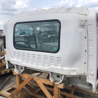 五十鈴  8t  ミキサー車  キャビン  中古