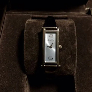 GUCCI グッチ 正規品 腕時計 1500 ブルー 箱付き