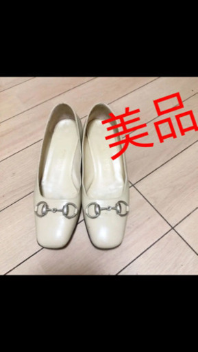 グッチパンプス