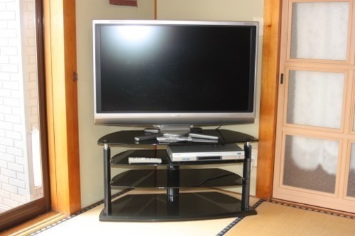SHARPアクオス40型液晶テレビ及びサムスンDVDプレーヤー