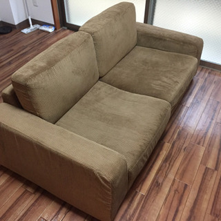 ※6/9までに取りに来れる方限定※ 2人掛けソファ(かなり広め/ちょうどいい硬さ)