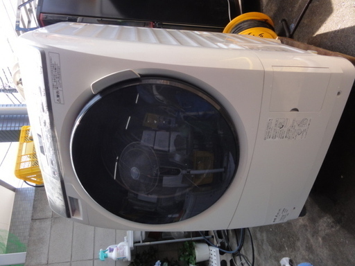 西９８０　パナソニック　ドラム式　洗濯機　６KG　NA-VD100L　難あり。　引き取り限定！！