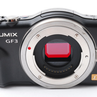 パナソニック Lumix DMC-GF3 ブラック レンズキット★極上美品★手軽でも高機能 ♪8GB新品SDカード付き！