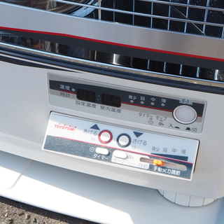 美品！◆トヨトミ エクセレントレーザーバーナー搭載 煙突式石油ストーブ HR-650F 2016年製 ◆