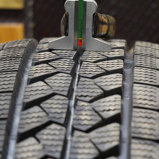 ブリヂストン ブリザック 225/70R16 117/1015L LT 14年製6本 スタッドレスMM  (T1396YGtnx)