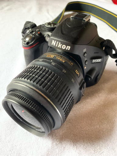 Nikon D5100 標準レンズキット バッテリー予備2個