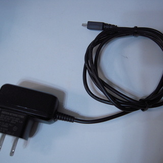 AC100V　　mini-USB Type−B　アダプター