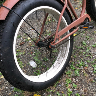 打ち合わせ中 ファットバイク エクストリームレインボー