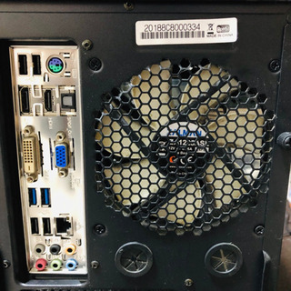 デスクトップパソコン＋23.6インチのディスプレイ