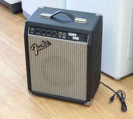 Fender/フェンダー SQUIER BASS ベースアンプ 動作確認済み  ☆ PayPay(ペイペイ)決済可能 ☆ 札幌市 清田区 平岡