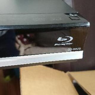 【F22】SHARP　BDレコーダー（BD-W570） SHARP BD-W570 2015年
