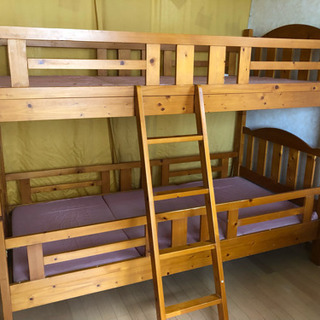 木製二段ベッドお譲りします。