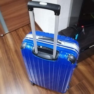 大型スーツケース　鍵あり　海外旅行も大丈夫！　川口・戸田・北区・...
