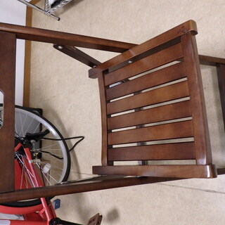 木製折りたたみ椅子、５脚です