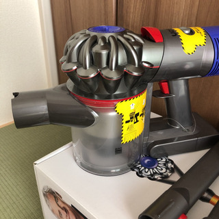 dyson クリーナー V8 fluffy