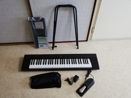 美品 YAMAHA ヤマハ 電子キーボード piaggero ブラック NP-12B