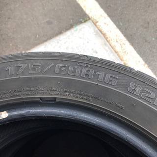 205/60R16 YOKOHAMA Earth-1 中古