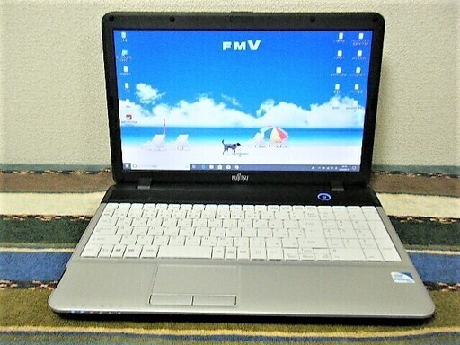 良品/15.6型液晶/光速☆彡新品✨SSD120GB/MS Office 2016✎/Dual-Core CPU♪/快適♬メモリ4GB/DVDRW(コピー可)/Bluetooth♬/HDMI/すぐ使えるWindows10 メディア作成ツール付/すぐ繋がるWi-Fi/テンキー付きKB♬/点検整備清掃済み/FUJITSU LIFEBOOK A512