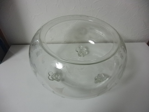取引中 大きなガラス容器 観葉植物 金魚鉢などに Momo 枚方の生活雑貨の中古あげます 譲ります ジモティーで不用品の処分