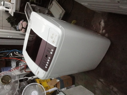 南６０４　ハイアール　全自動洗濯機　JW-KD55D　５．５KG　２０１７年製