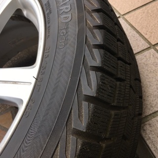 215/55R17.      17インチアルミホイールタイヤ付き、きれいでカッコ良いが年数経過の為、現状渡し格安にて！