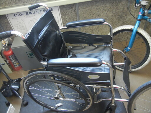 カスタマ　CUYSWC-480 　車椅子