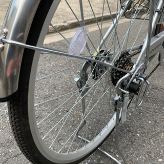 ノーパンク自転車 27インチ 変速6段