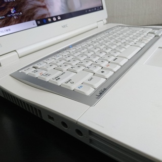 【取引中】　NEC　 LaVie　Windows10　綺麗なホワイト