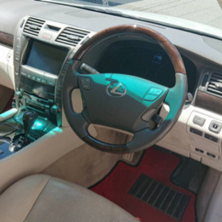 Ls460 I Pkg 白革内装 車検長 ニッシー 寺尾のlsの中古車 ジモティー