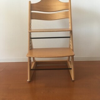  進化の椅子