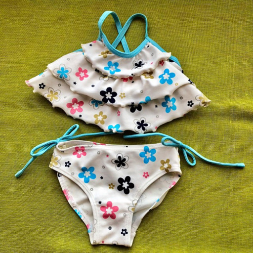 新品 水着 90 3点 セット 花柄 デニム 白 1歳 2歳 水遊び さくら 千里中央のキッズ用品 その他 の中古あげます 譲ります ジモティーで不用品の処分
