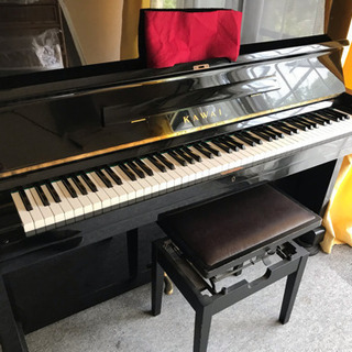急ぎです。日本製、カワイのアップライトピアノ