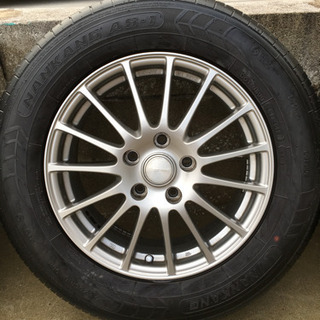 16インチ タイヤ ホイール  215/65R16