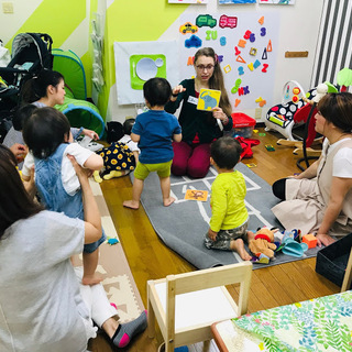 外国人ママの先生とベビー英会話レッスン in 天王寺区 − 大阪府