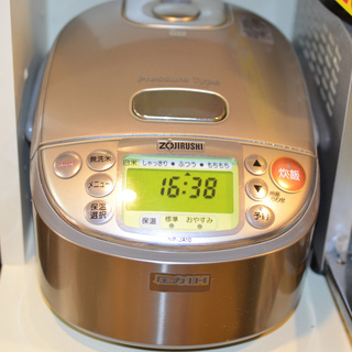 炊飯器　Zojirushi　