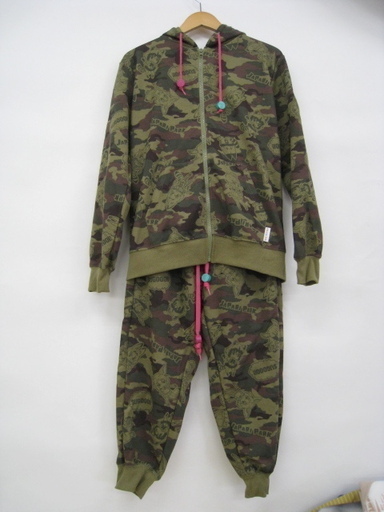 けもフレ 新品の迷彩セットアップ Mサイズ