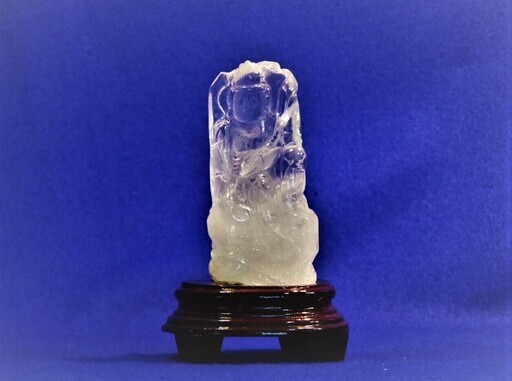 水晶観音像　H14cm　610ｇ　天然水晶　クリスタル仏