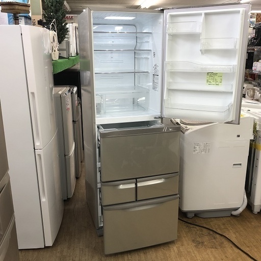 美品【 TOSHIBA 】東芝 426L 5ドア 冷凍冷蔵庫 東芝だけのまんなか野菜室 エコモード 自動製氷機付 GR-43ZZ
